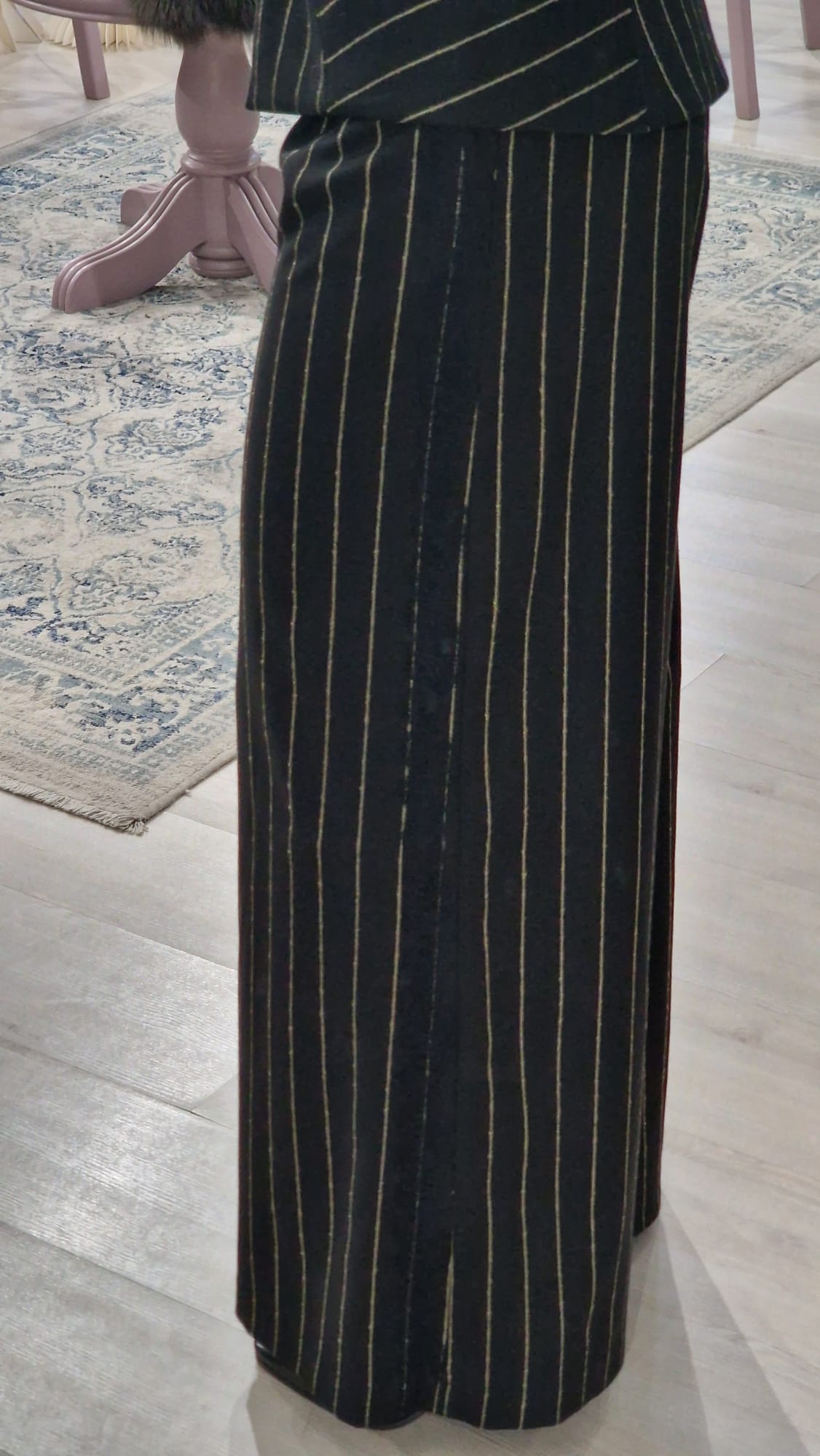 Pantalon dama cu dungi aurii