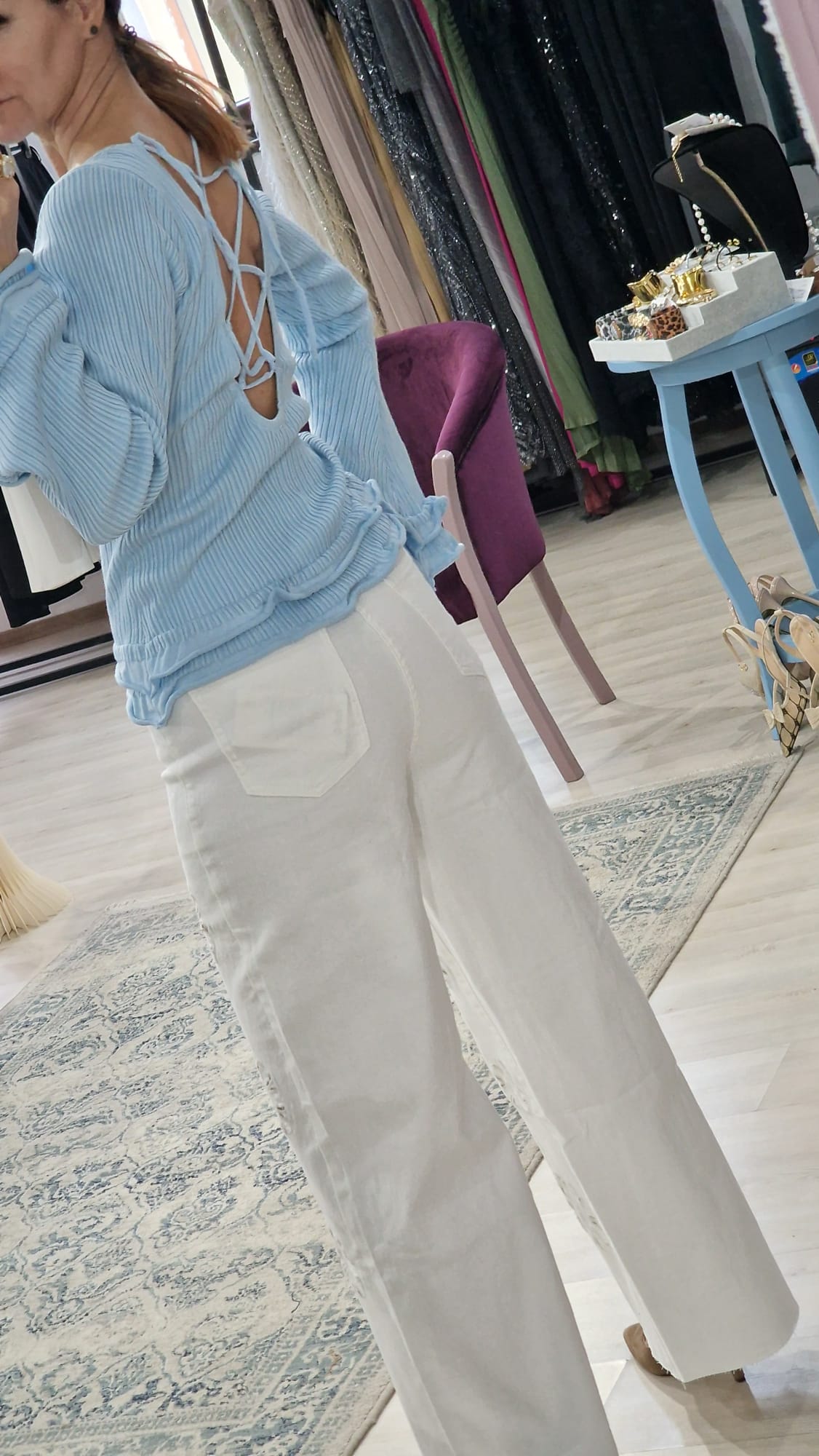 Blug dama alb cu detalii flori - Boutique For You