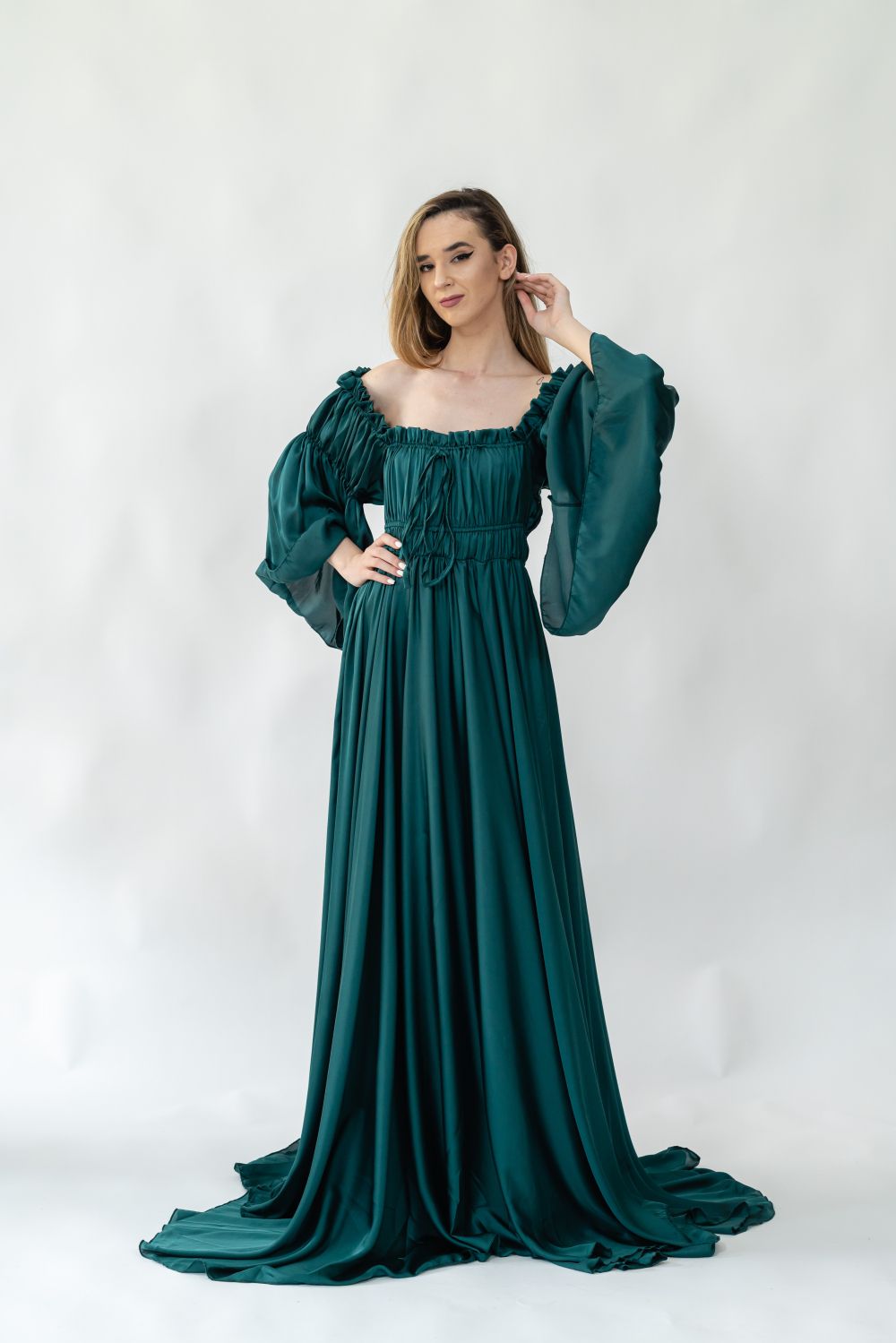 Rochie dama lunga verde cu maneca